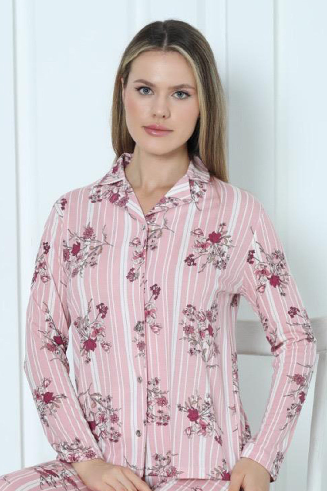 Pamuklu / Uzun Kollu Önü Düğmeli Kadın Pijama Takımı - 0249