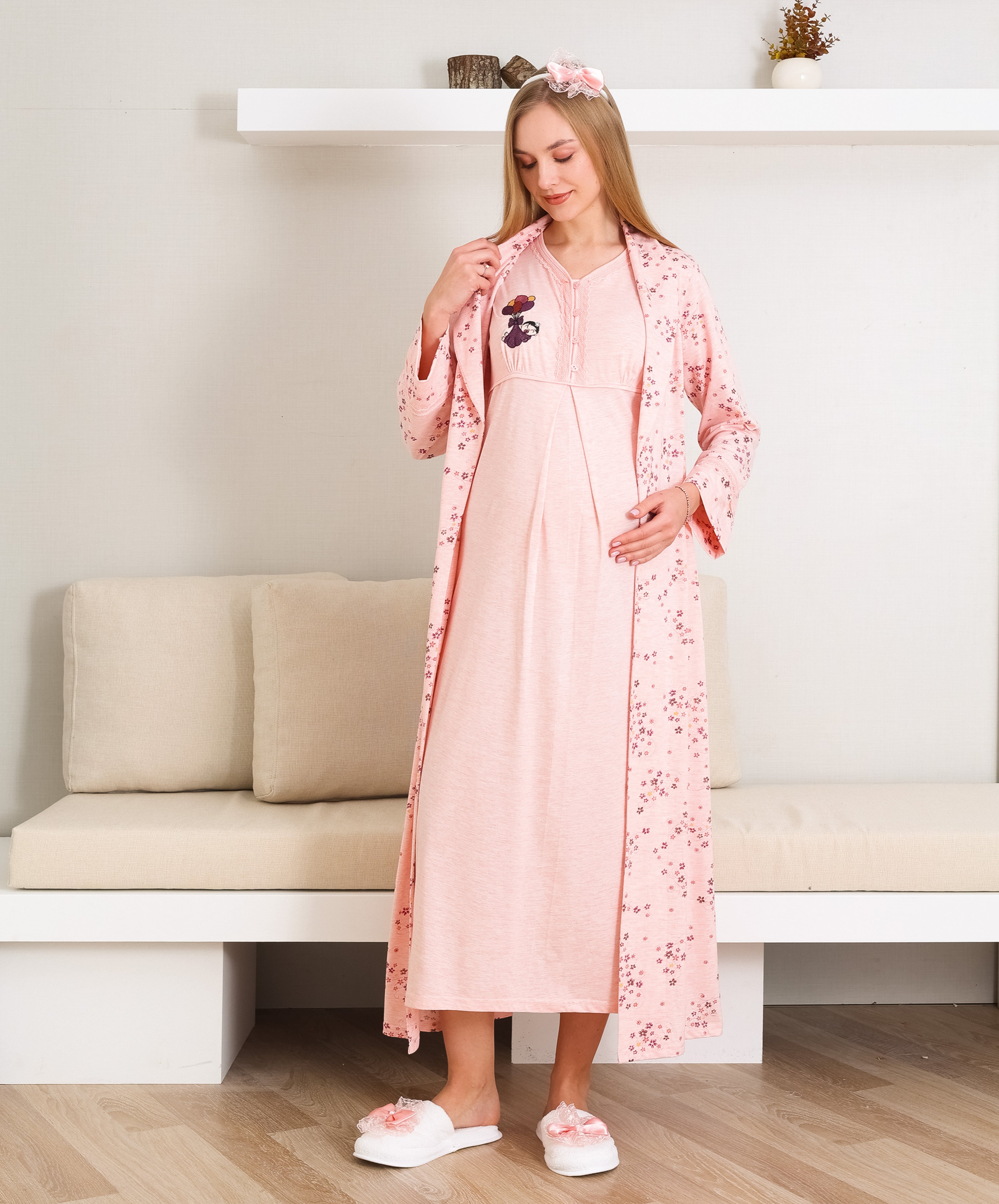 Lohusa Gecelik ve Sabahlıklı Hamile Gecelik / Kısa Kollu, Nakışlı Gecelik ve Desenli Sabahlık Takımı - 2289