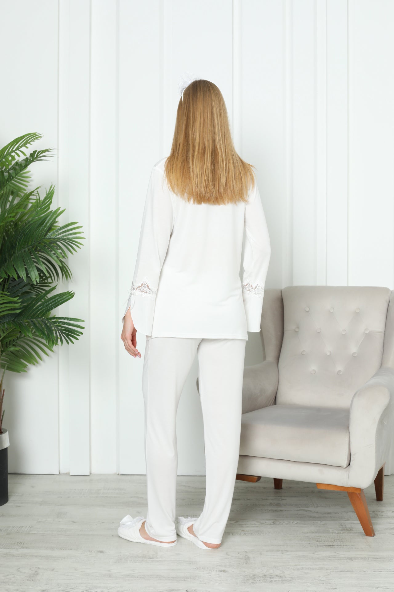 Hamile Pijama Takım Yırtmaçlı Kol Dantel Detaylı Düğmeli Emzirmeli 1170