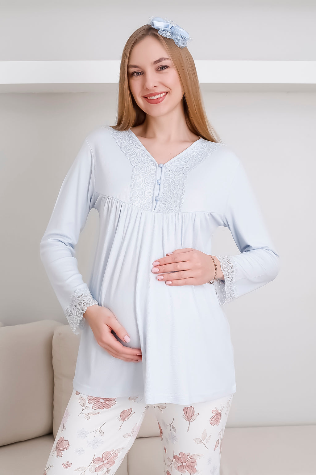 Hamile Pijama Takımı Melisa Kumaş Çiçek Desenli / Dantel Detaylı Önü Düğmeli 1173
