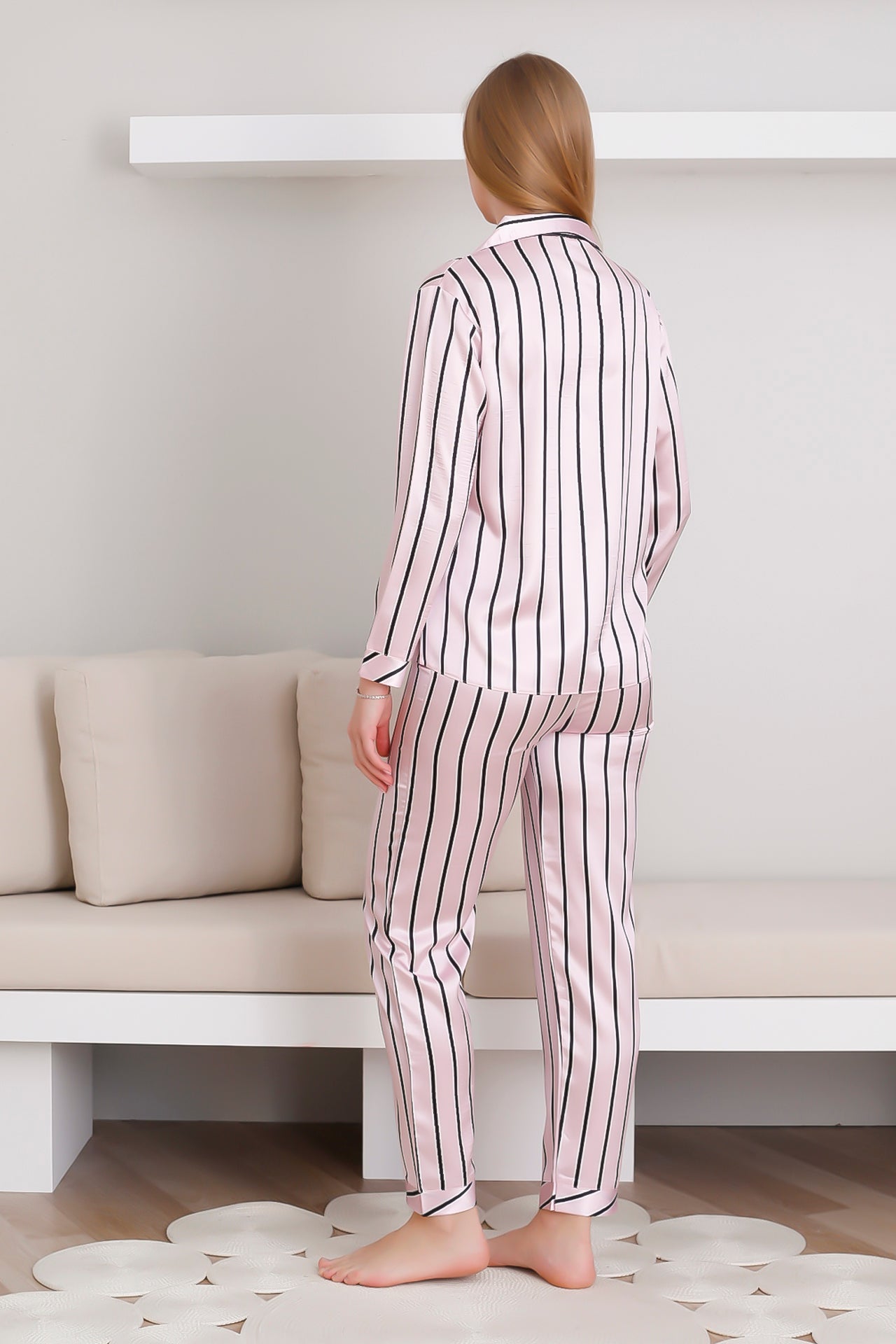 Saten Kadın Pijama Takımı Logolu, Çizgili Gecelik Pijama Önü Düğmeli - 0250-2