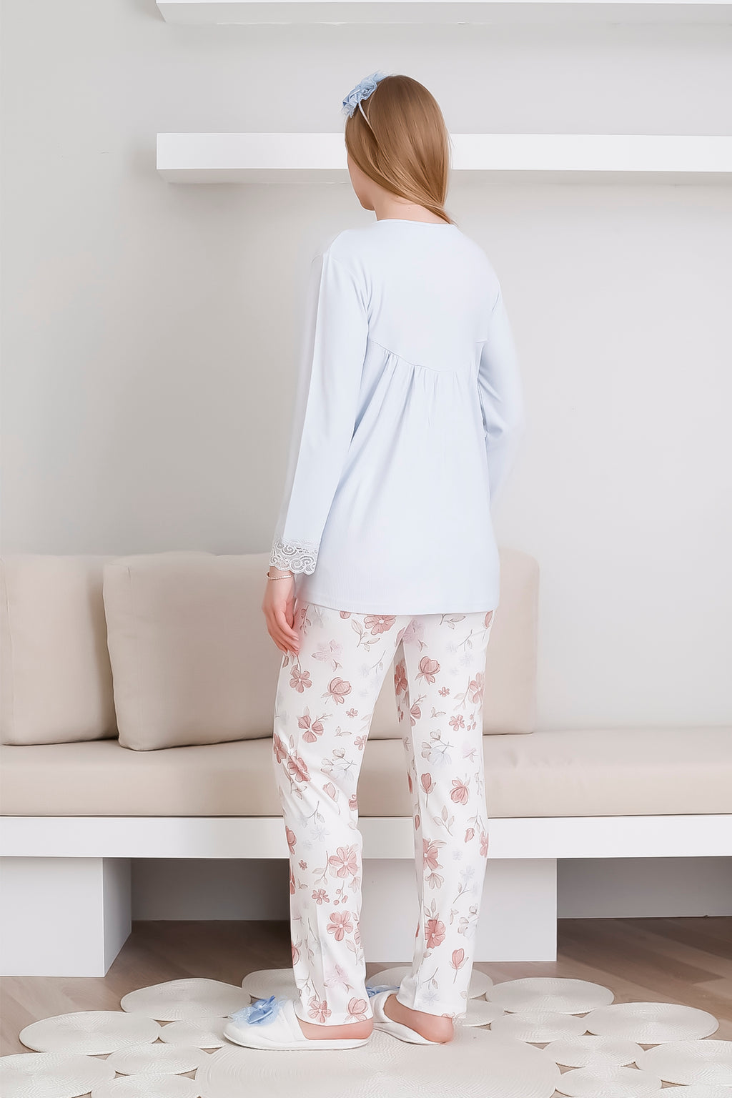 Hamile Pijama Takımı Melisa Kumaş Çiçek Desenli / Dantel Detaylı Önü Düğmeli 1173