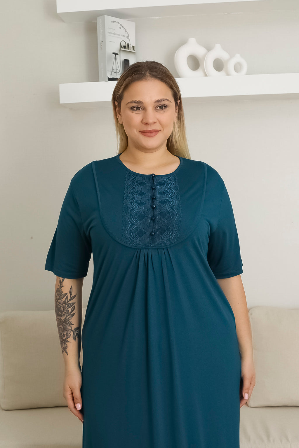 Anne Geceliği Büyük Bedenli Gecelik Düğmeli Dantel Yakalı Düz Renkli 1047