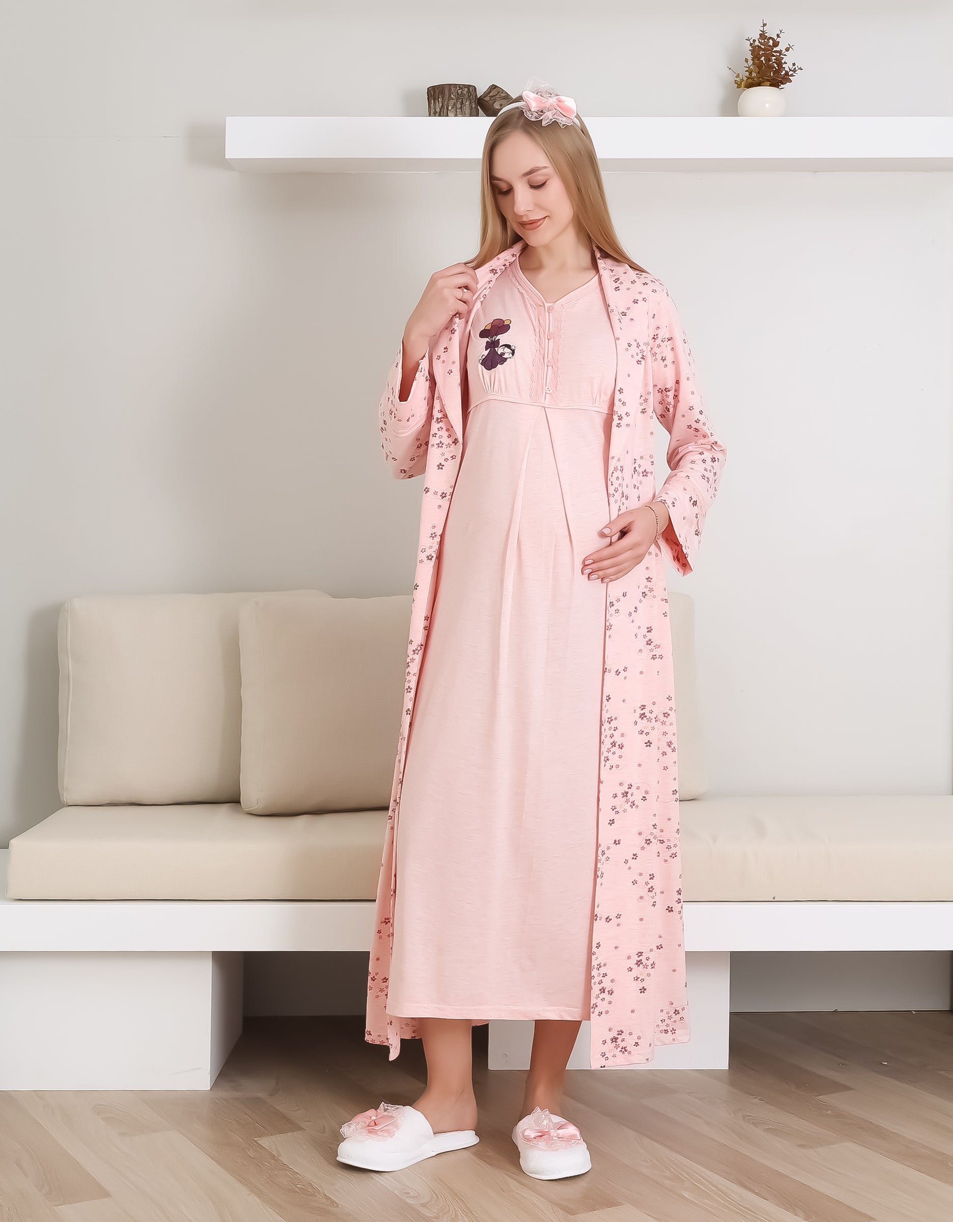 Hamile Gecelik, Pijama ve Sabahlıklı Takım 4'lü Set / Nakışlı Ve Düğmeli Yaka / Pamuklu Penye Kumaş 1172-2289