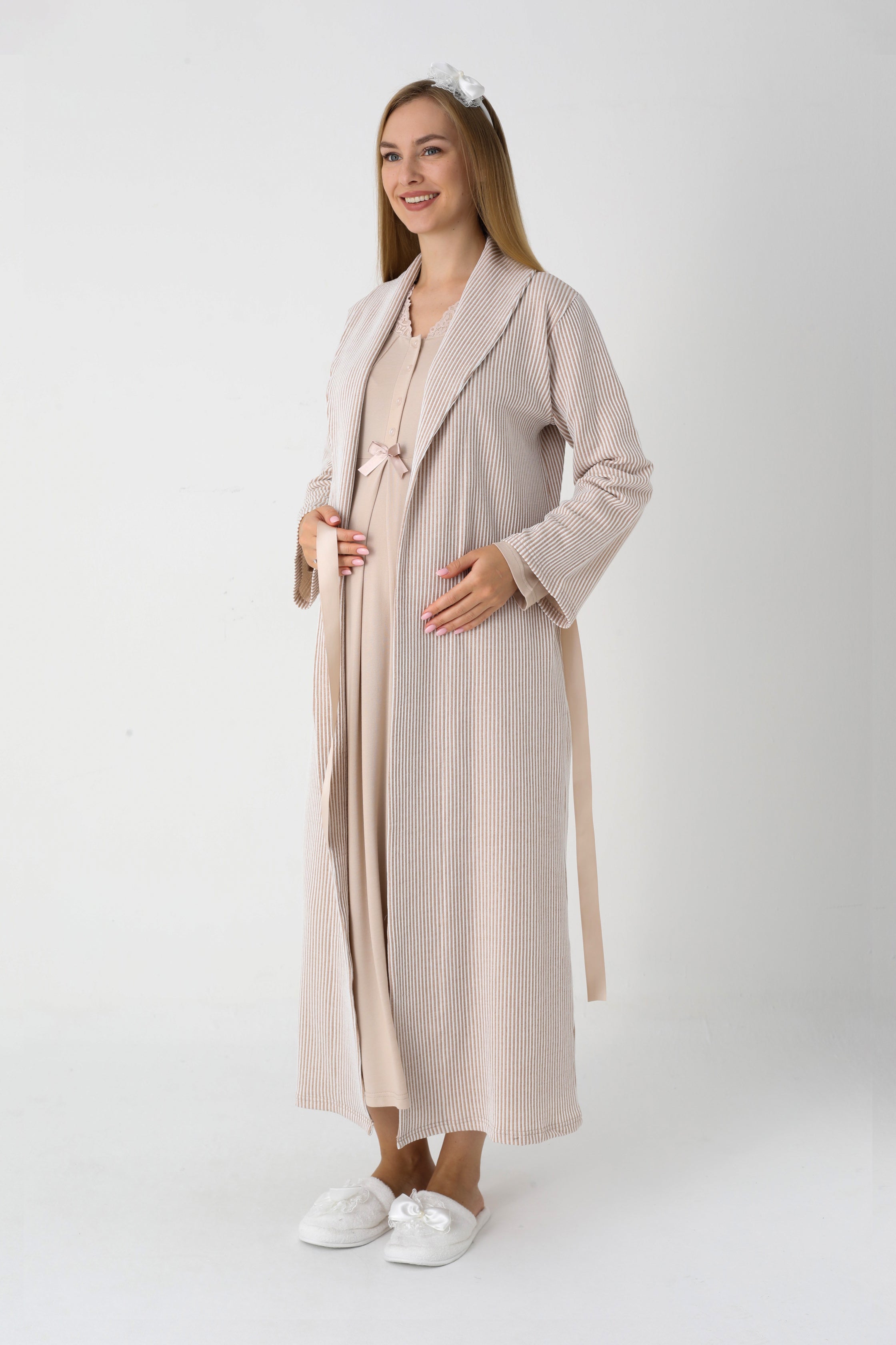 Hamile & Lohusa Gecelik ve Sabahlıklı Viskon Pamuklu Takım / Jakarlı Çizgili Uzun Sabahlık - 2305
