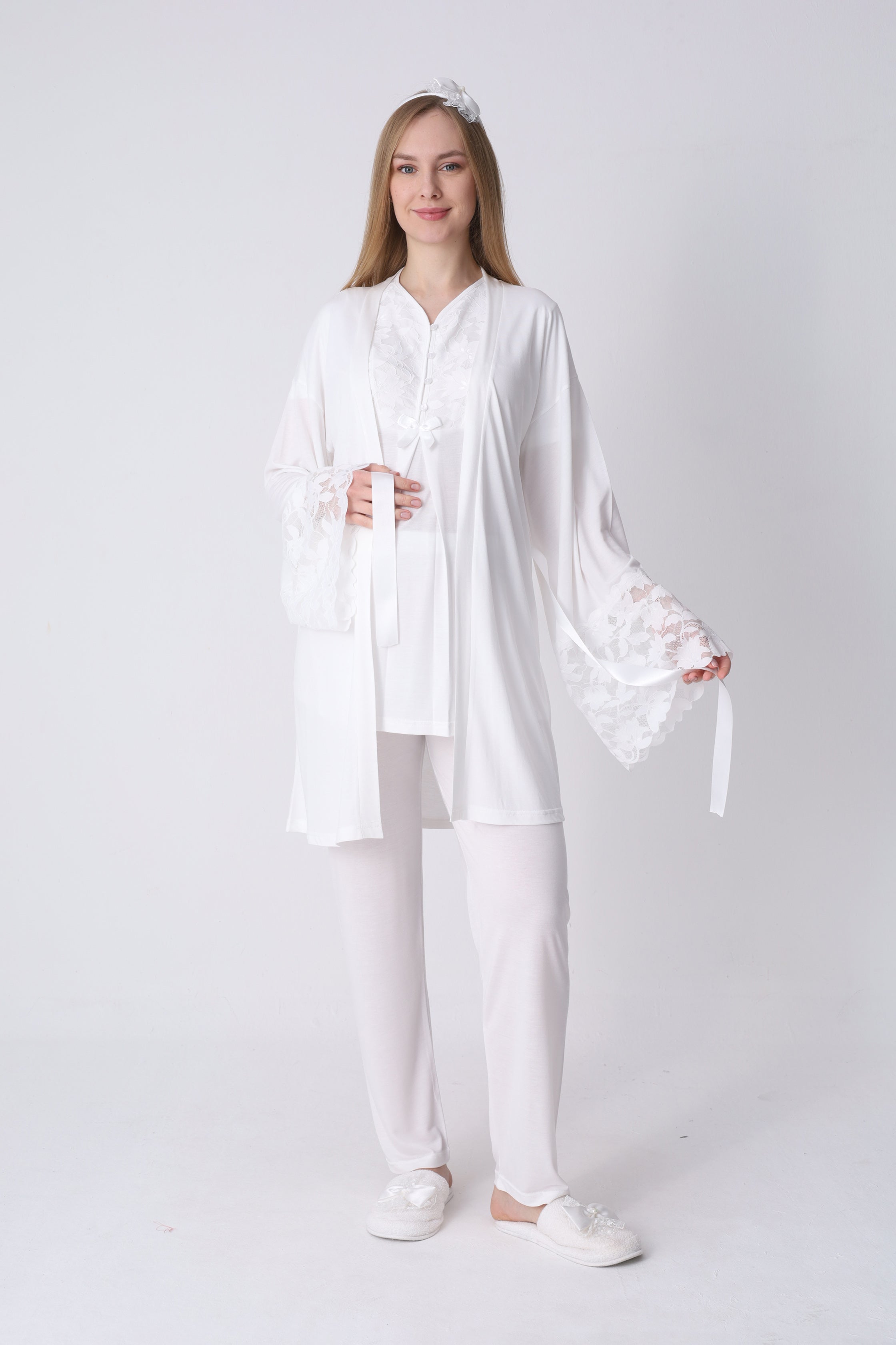 Geniş Dantel Kollu Sabahlık ve 3’lü Emzirme Pijama Seti – Premium Lohusa Koleksiyonu - 3468 14
