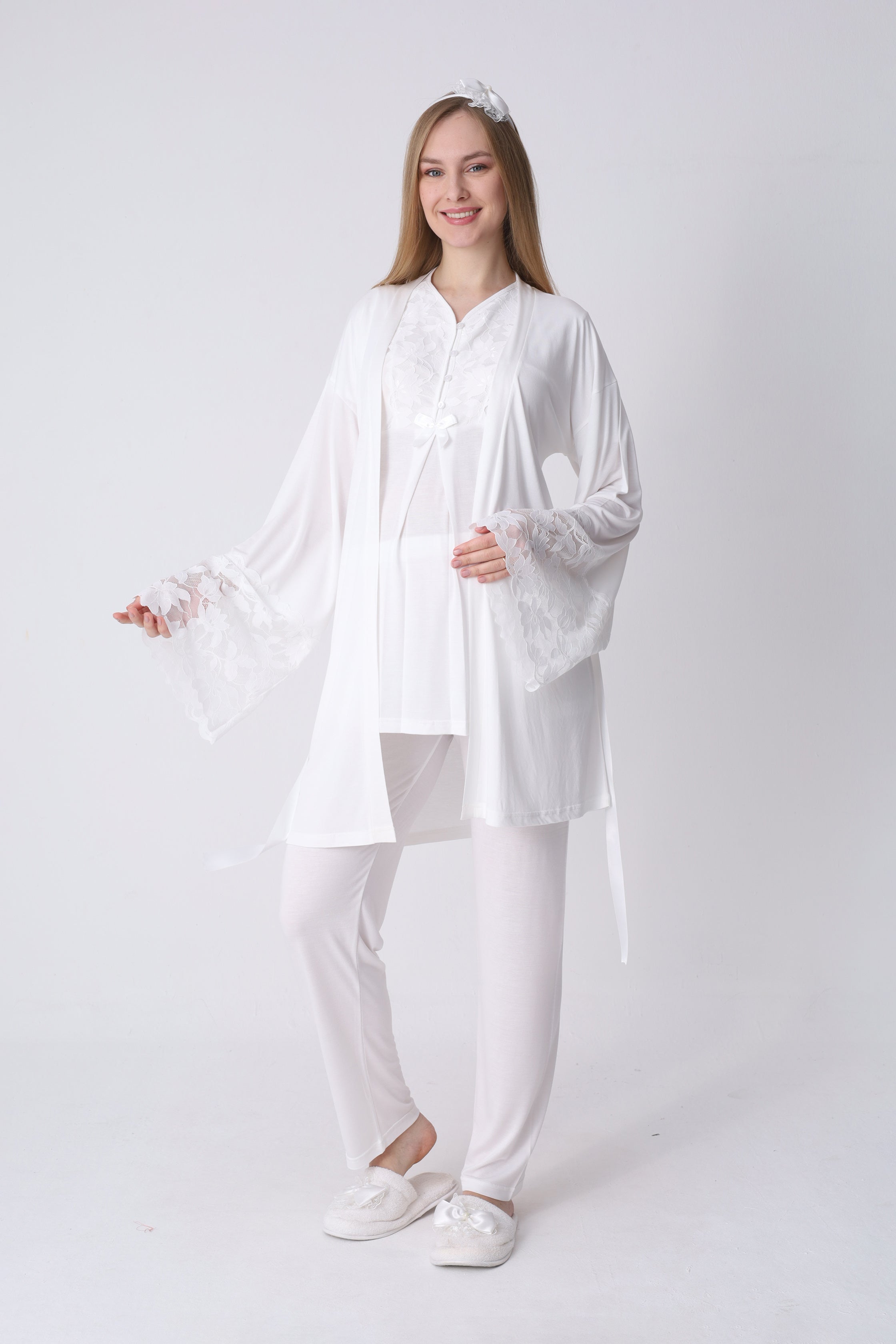Geniş Dantel Kollu Sabahlık ve 3’lü Emzirme Pijama Seti – Premium Lohusa Koleksiyonu - 3468 15
