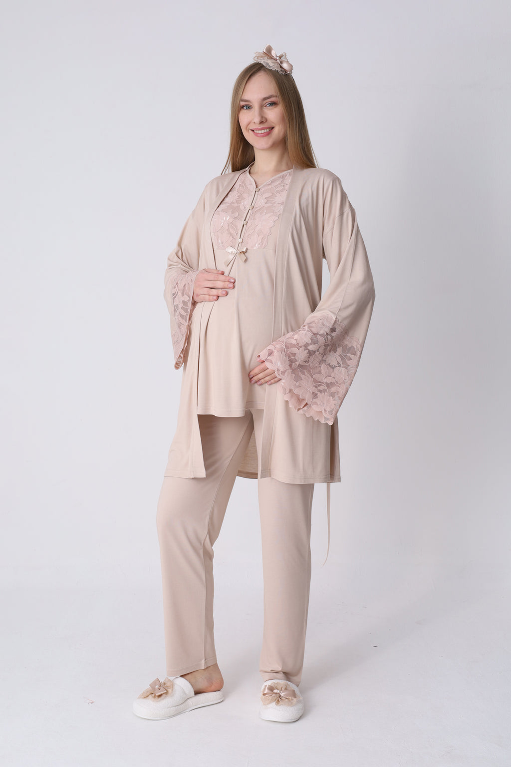 Geniş Dantel Kollu Sabahlık ve 3’lü Emzirme Pijama Seti – Premium Lohusa Koleksiyonu - 3468