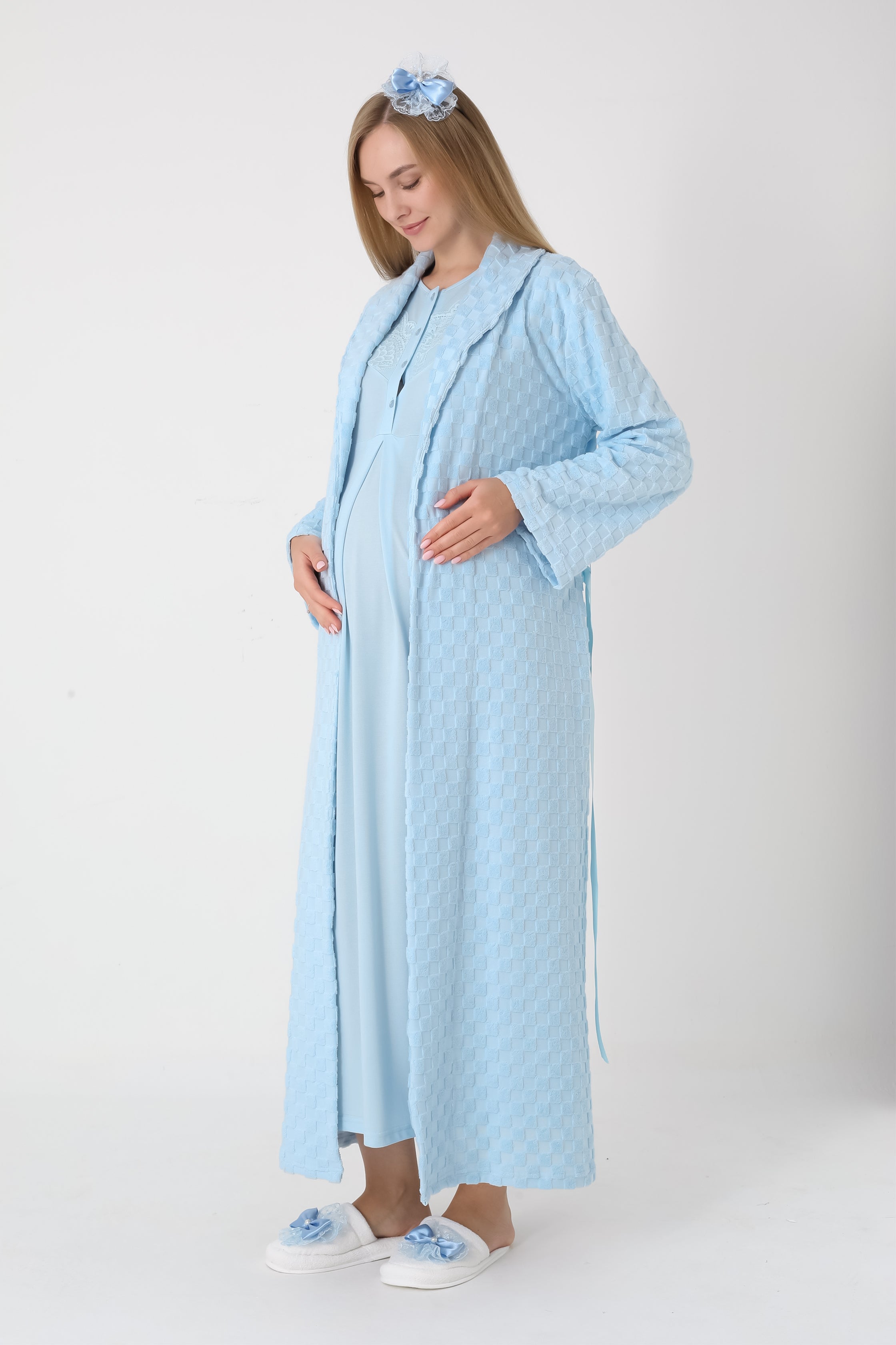 Hamile Lohusa Gecelik & Kareli Jakarlı Sabahlık 2’li Set – Viskoz Pamuk Kumaş, Düğmeli Emzirme - 2313