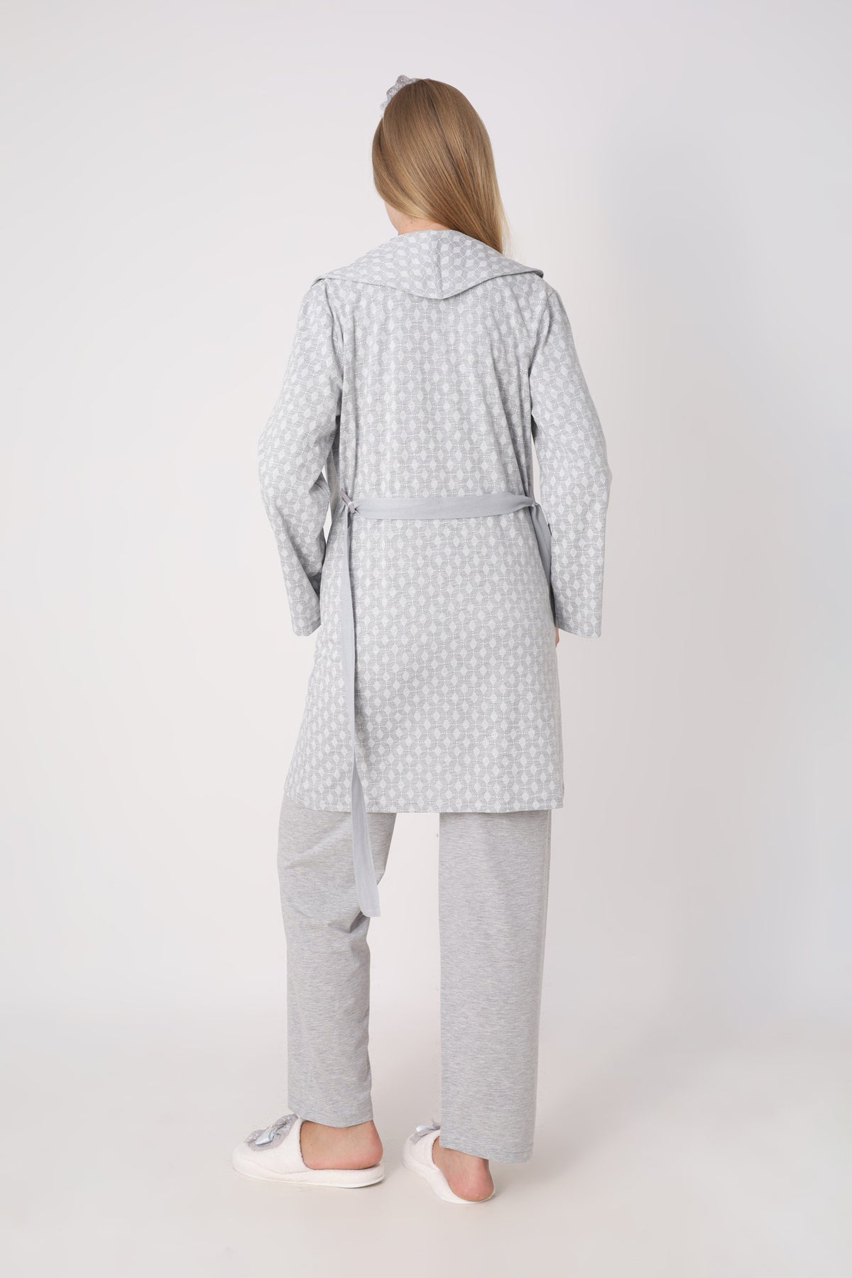 Hamile Pijama ve Sabahlık Takımı – 3’lü Lohusa Seti, Kendinden Desenli Sabahlık ve Dantelli Üst - 3482 3