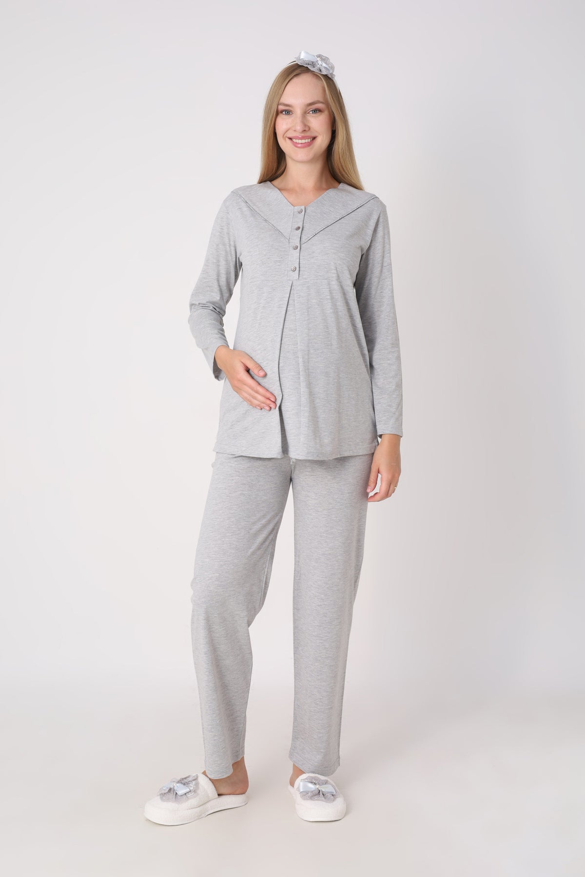 Hamile Pijama ve Sabahlık Takımı – 3’lü Lohusa Seti, Geometrik Desen Sabahlık ve Biye Detaylı Üst - 3483 20