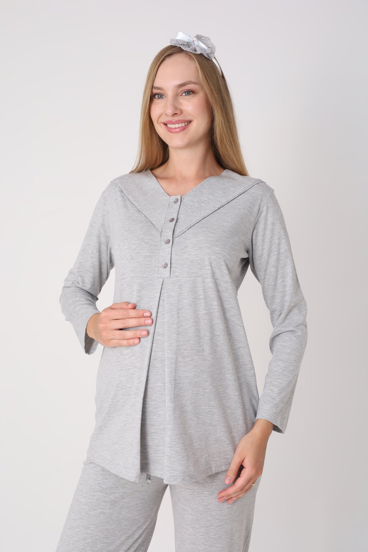 Hamile Pijama ve Sabahlık Takımı – 3’lü Lohusa Seti, Geometrik Desen Sabahlık ve Biye Detaylı Üst - 3483 21
