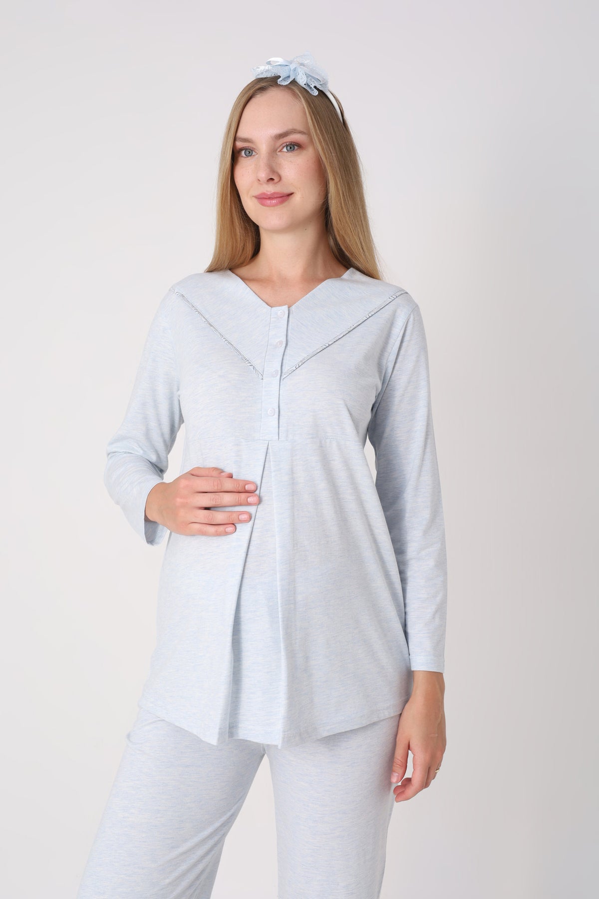 Hamile Pijama ve Sabahlık Takımı – 3’lü Lohusa Seti, Geometrik Desen Sabahlık ve Biye Detaylı Üst - 3483 5