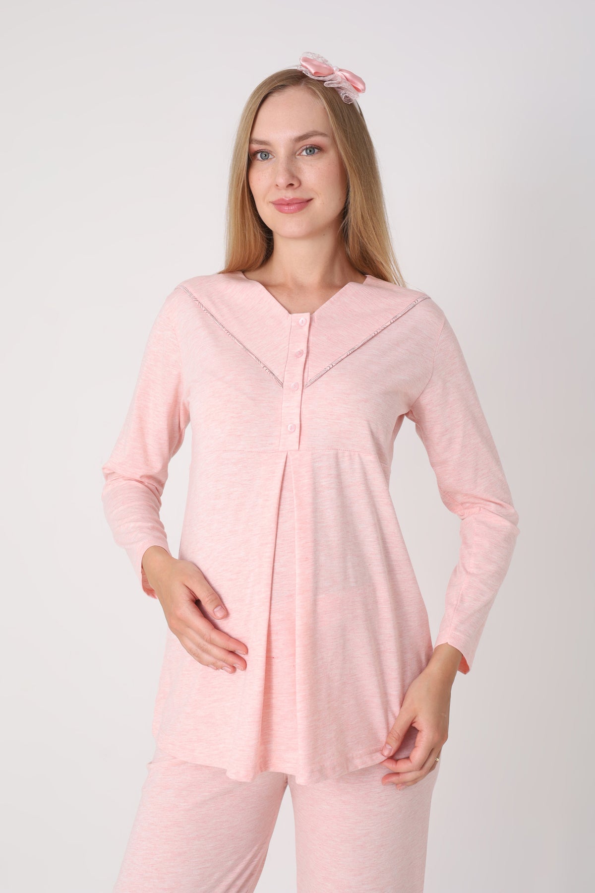 Hamile Pijama ve Sabahlık Takımı – 3’lü Lohusa Seti, Geometrik Desen Sabahlık ve Biye Detaylı Üst - 3483 15