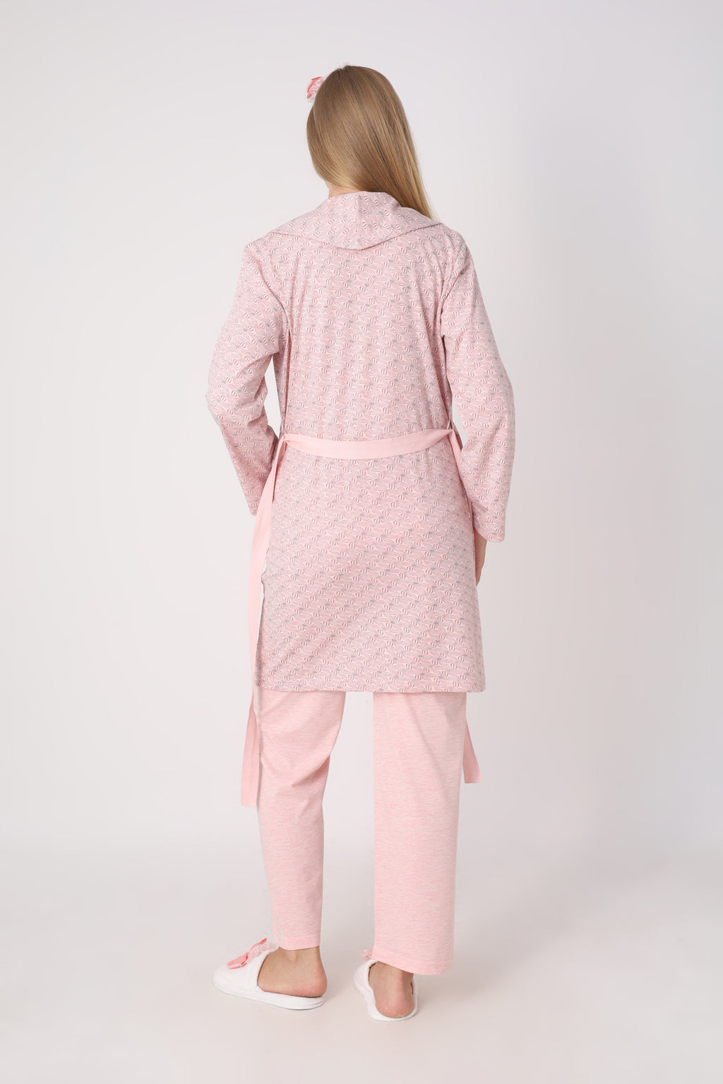 Hamile Pijama ve Sabahlık Takımı – 3’lü Lohusa Seti, Geometrik Desen Sabahlık ve Biye Detaylı Üst - 3483