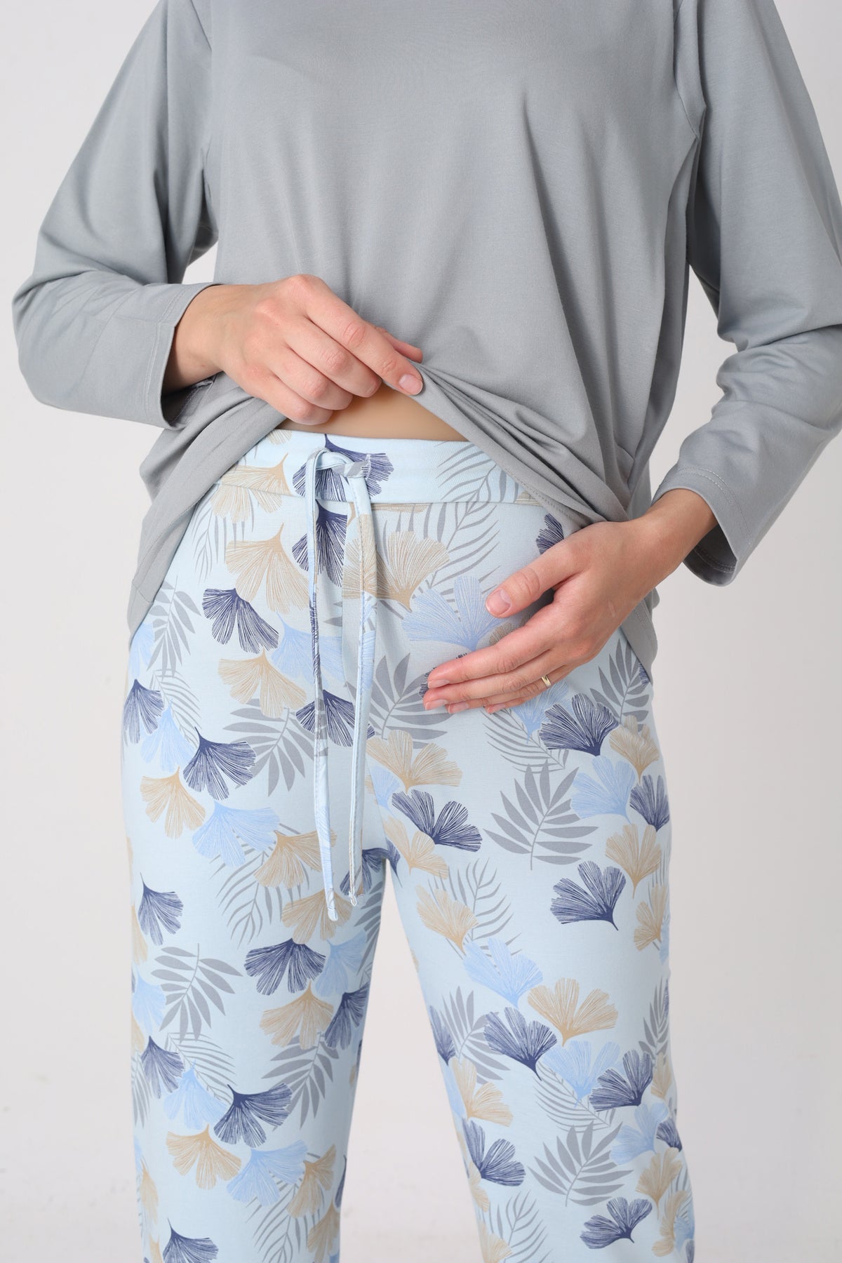 Hamile Pijama Takımı – Lohusa Seti, Desenli Alt ve Gizli Emzirme Panelli Üst Kombini - 1180-81 14