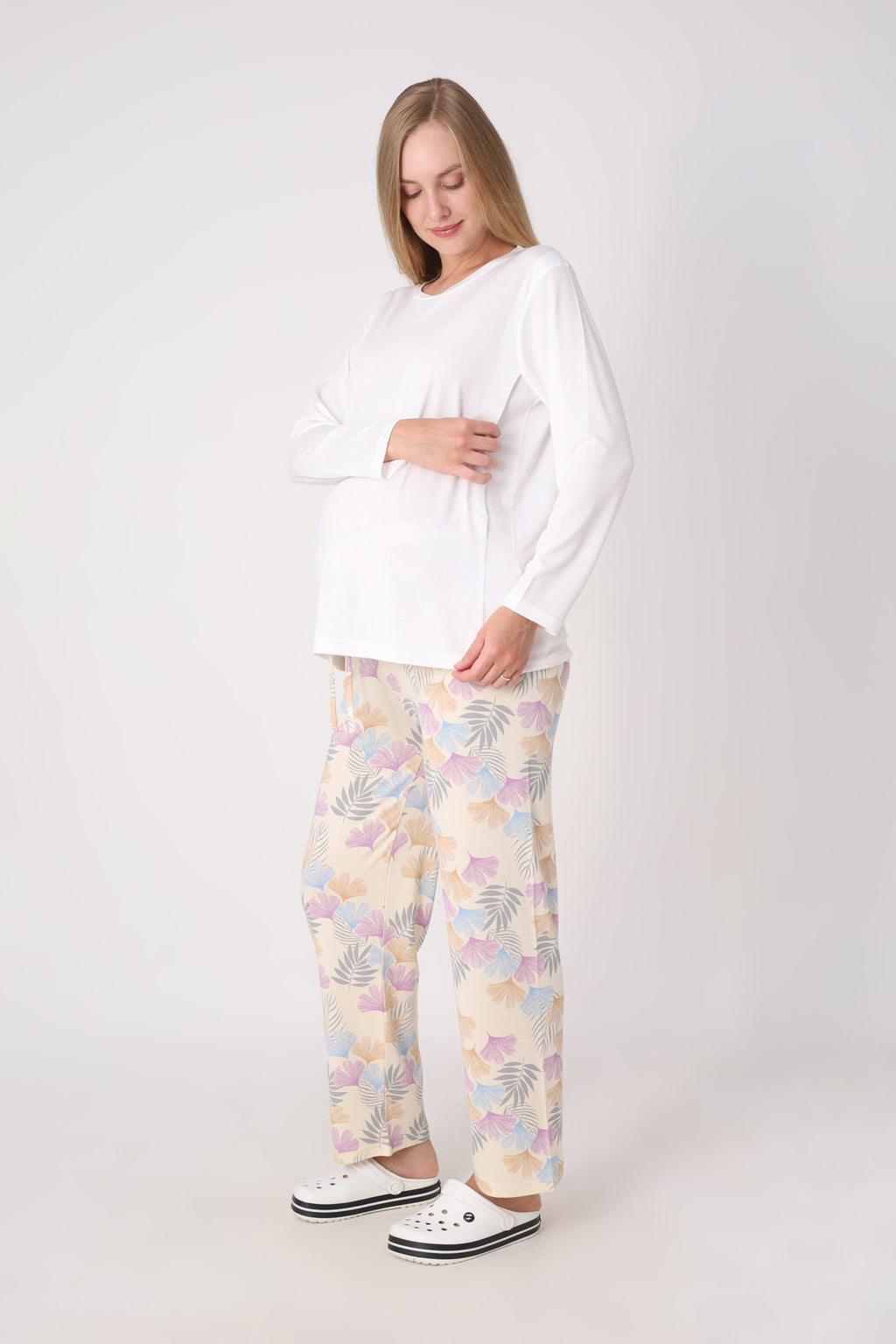 Hamile Pijama Takımı – Lohusa Seti, Desenli Alt ve Gizli Emzirme Panelli Üst Kombini - 1180-81