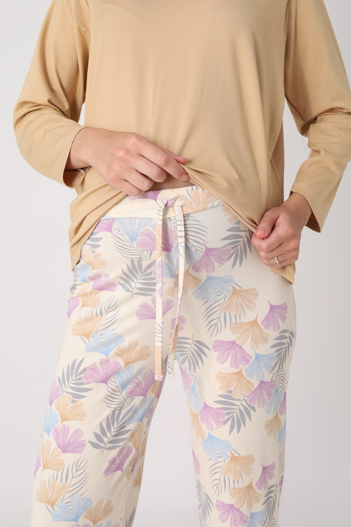Hamile Pijama Takımı – Lohusa Seti, Desenli Alt ve Gizli Emzirme Panelli Üst Kombini - 1180-81 20