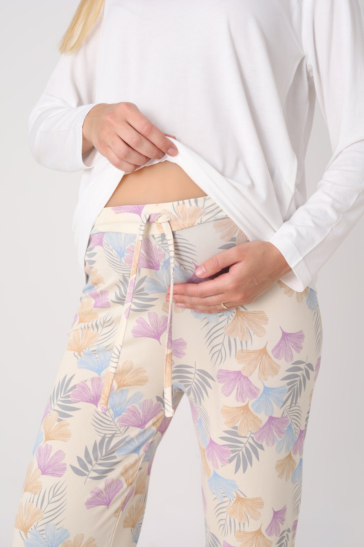 Hamile Pijama Takımı – Lohusa Seti, Desenli Alt ve Gizli Emzirme Panelli Üst Kombini - 1180-81 6