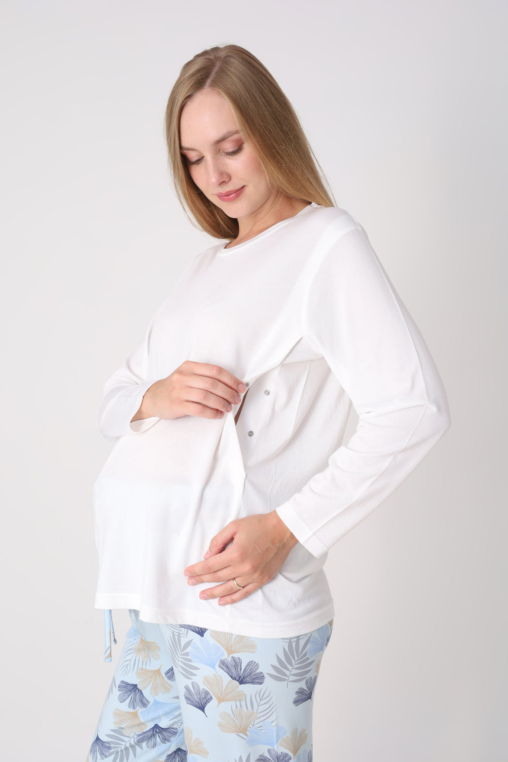 Hamile Pijama Takımı – Lohusa Seti, Desenli Alt ve Gizli Emzirme Panelli Üst Kombini - 1180-81
