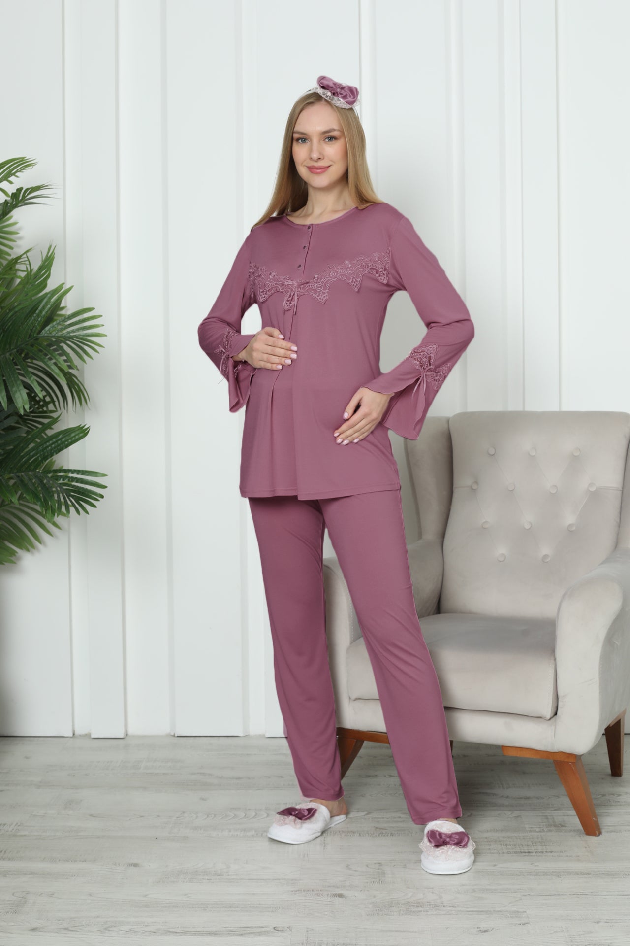 Hamile Pijama Takım Yırtmaçlı Kol Dantel Detaylı Düğmeli Emzirmeli 1170